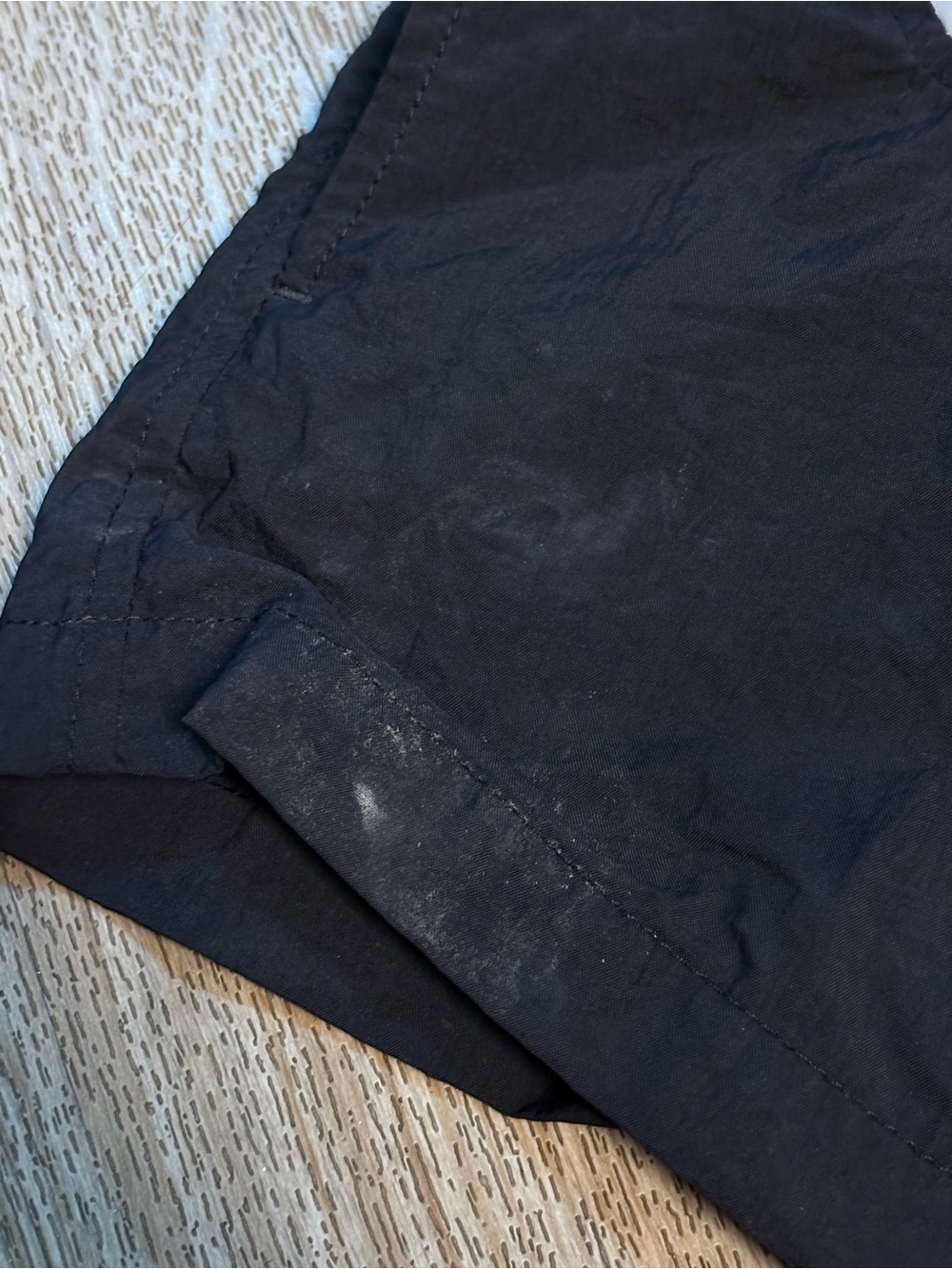 FENDI MENS EYES SWIM SHORTS SIZE 46(US S) - Picture 3 of 14